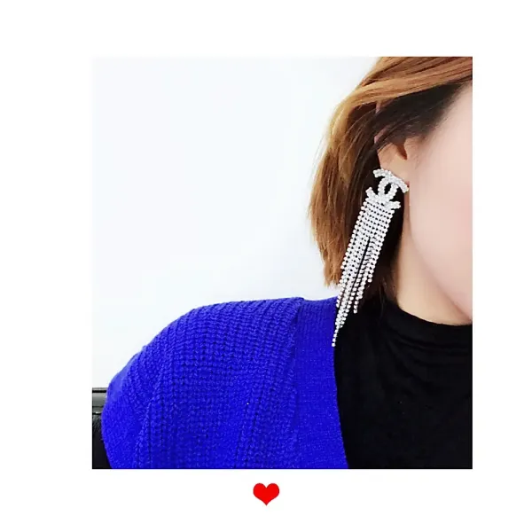【2026】【CHANEL】シャネル  トレンドの爽やかタッセルロングピアス