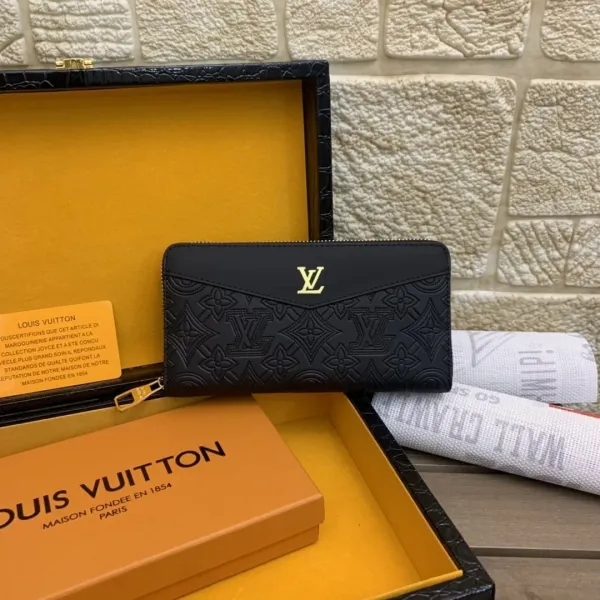 【2026】Louis Vuitton (ルイ・ヴィトン) 財布 19.5x10x2.5cm  セール販売 数量限定！ 早い者勝ち！