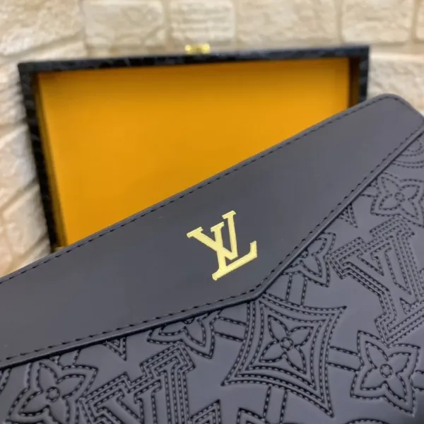 【2026】Louis Vuitton (ルイ・ヴィトン) 財布 19.5x10x2.5cm  セール販売 数量限定！ 早い者勝ち！