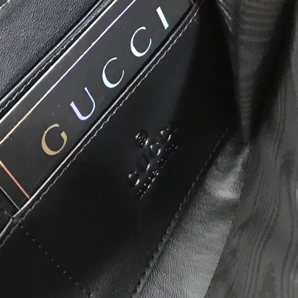 【2026】【 GUCCI 公式 旗艦店】 クッチ  財布 当日出荷 好評に付き再入荷！19.5*10*2.5CM