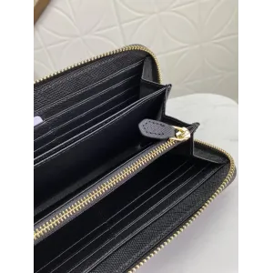 【2026】PRADA（プラダ） 財布19x12cm