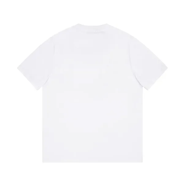 【2026】【 FENDI   公式旗艦店】フェンディ   Tシャツ ご好評に付き再入荷！