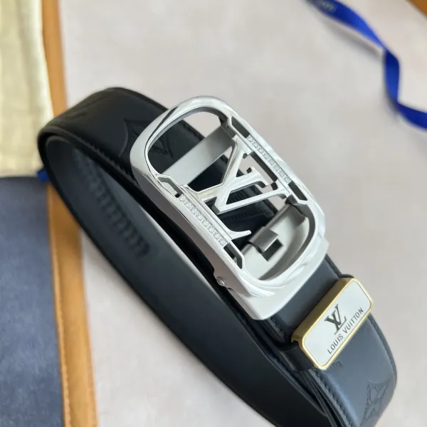 【2026】LV【 LOUIS VUITTON】(ルイヴィトン) 3.5cmベルト メンズ