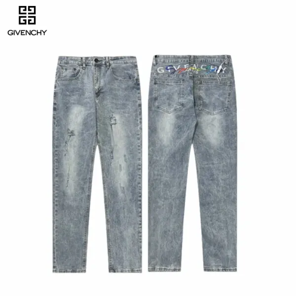 【2026】【 GIVENCHY   公式旗艦店】 ジバンシー  ジーパン  ご好評に付き再入荷！
