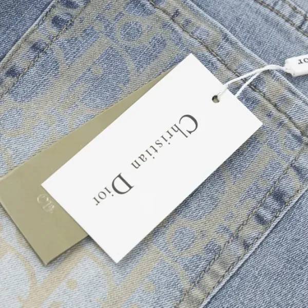 【2026】【DIOR  公式旗艦店】 ディオール   ジーパン  ご好評に付き再入荷！