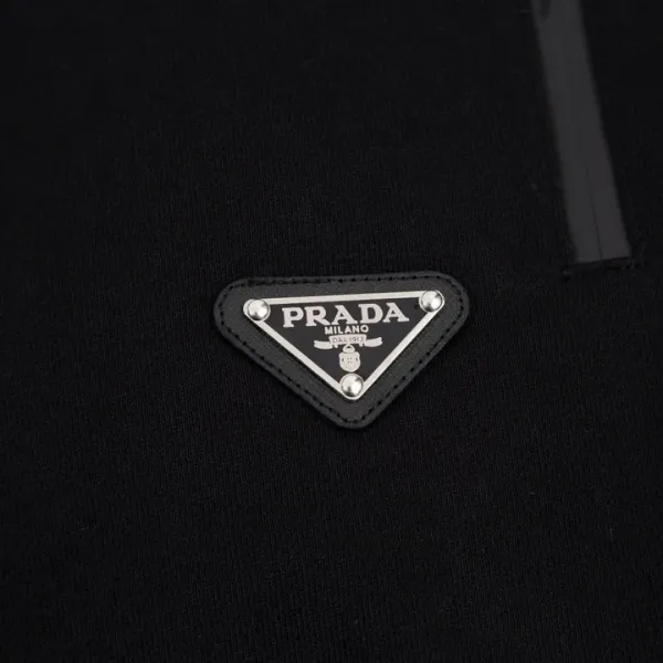 【2026】【PRADA  公式旗艦店】 プラダ   ショートパンツ  ご好評に付き再入荷！
