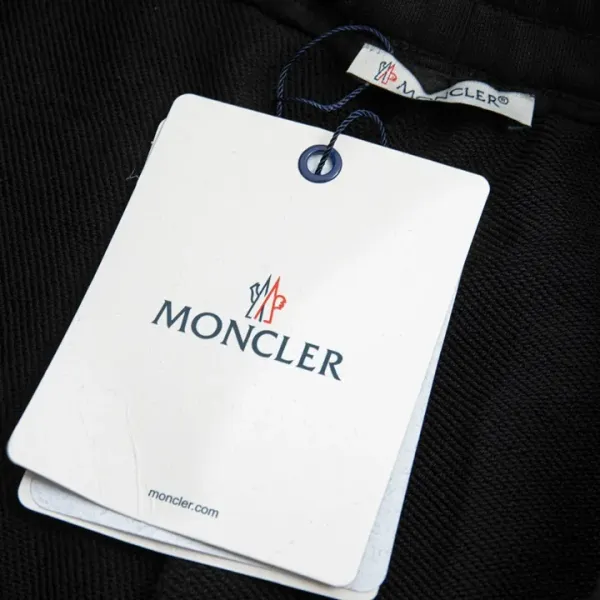 【2026】【 MONCLER   公式旗艦店】モンクレール  ショートパンツ  ご好評に付き再入荷！