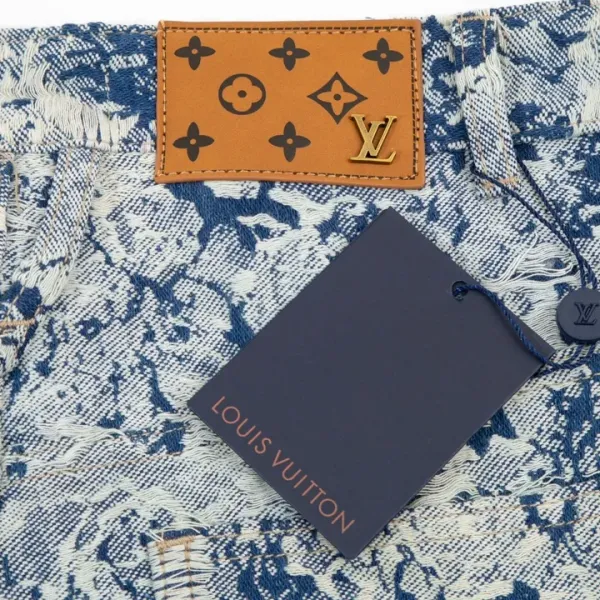【2026】【LOUIS VUITTON   公式旗艦店】 ルイヴィトン  ショートパンツ  ご好評に付き再入荷！