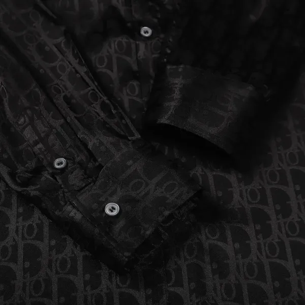 【2026】【DIOR   公式旗艦店】ディオール  シャツ ご好評に付き再入荷！黒 白