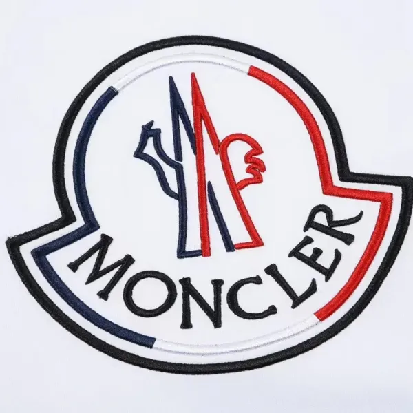 【2026】【MONCLER 公式旗艦店】モンクレール   Tシャツ  ご好評に付き再入荷！