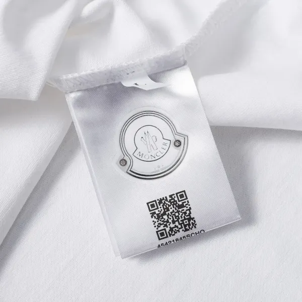 【2026】【MONCLER 公式旗艦店】モンクレール   Tシャツ  ご好評に付き再入荷！