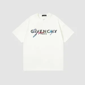 【2026】【GIVENCHY   公式旗艦店】 ジバンシー   Tシャツ ご好評に付き再入荷！