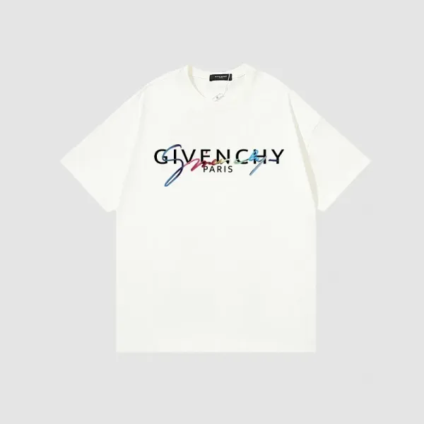 【2026】【GIVENCHY   公式旗艦店】 ジバンシー   Tシャツ ご好評に付き再入荷！