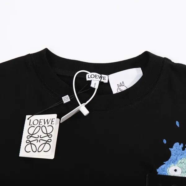 【2026】【LOEWE 公式旗艦店】ロエベ   Tシャツ  ご好評に付き再入荷！