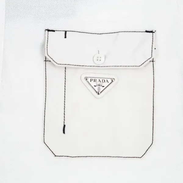 【2026】【 PRADA 公式旗艦店】プラダ Tシャツ ご好評に付き再入荷! 【2026】【 PRADA 公式旗艦店】プラダ Tシャツ ご好評に付き再入荷!