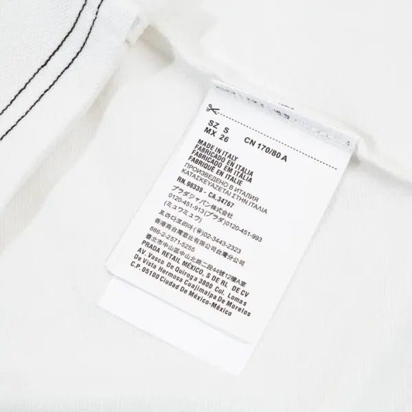 【2026】【 PRADA 公式旗艦店】プラダ Tシャツ ご好評に付き再入荷! 【2026】【 PRADA 公式旗艦店】プラダ Tシャツ ご好評に付き再入荷!