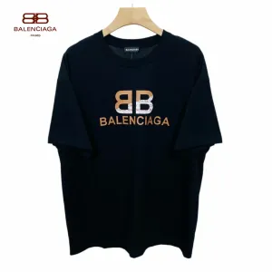 【2026】【BALENCIAGA  公式旗艦店】バレンシアガ   Tシャツ ご好評に付き再入荷！