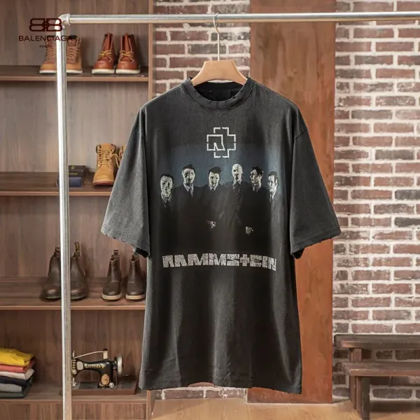 【2026】Balenciaga/バレンシアガ 21SSドイツ戦車楽隊フィギュア半袖Tシャツ