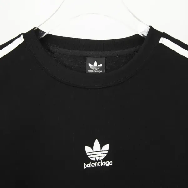 【2026】balenciaga BLCG＆addidas コラボアルファベット刺繡Tシャツ