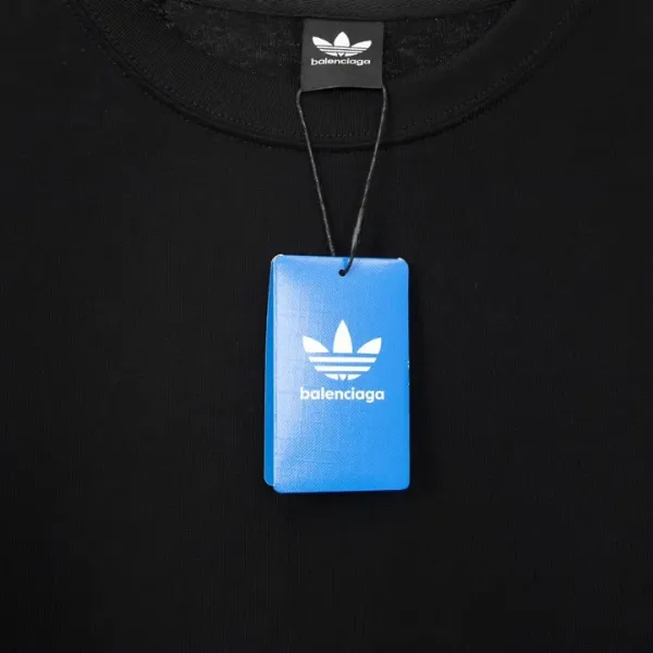 【2026】balenciaga BLCG＆addidas コラボアルファベット刺繡Tシャツ