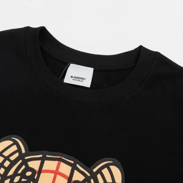 【2026】【BURBERRY  公式旗艦店】バーバリー  Tシャツ ご好評に付き再入荷！