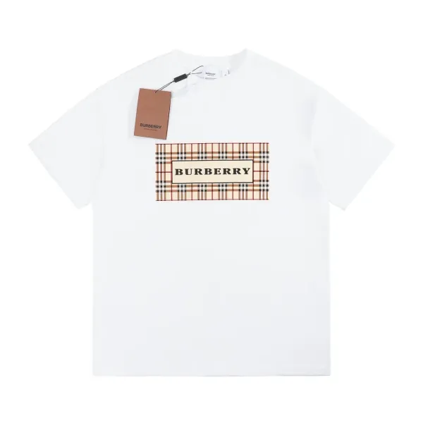 【2026】【BURBERRY  公式旗艦店】バーバリー  Tシャツ ご好評に付き再入荷！