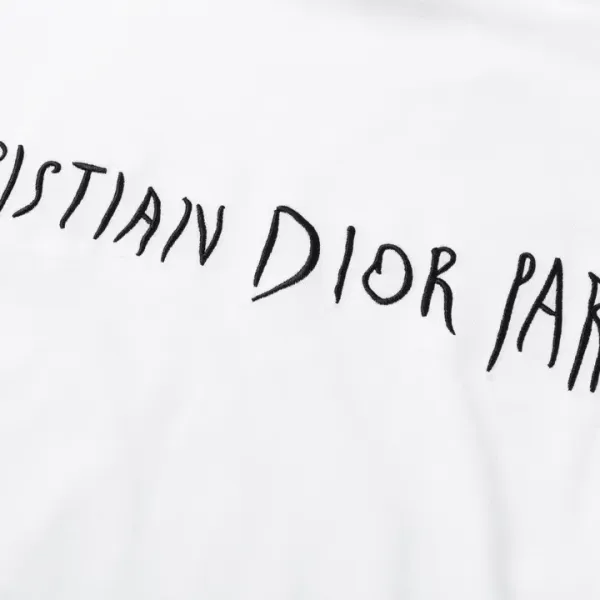 【2026】【 DIOR公式旗艦店】ディオール    Tシャツ  ご好評に付き再入荷！