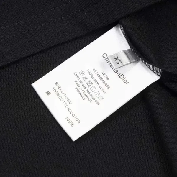 【2026】【 DIOR 公式旗艦店】ディオール   Tシャツ ご好評に付き再入荷！