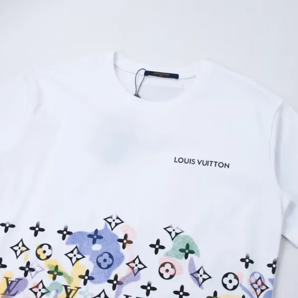 【2026】【LOUIS VUITTON  公式旗艦店】ルイヴィトン   Tシャツ ご好評に付き再入荷！