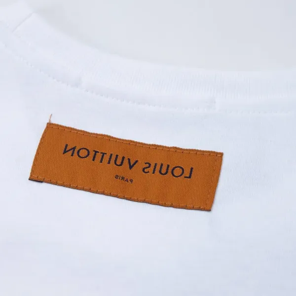 【2026】【LOUIS VUITTON  公式旗艦店】ルイヴィトン   Tシャツ ご好評に付き再入荷！