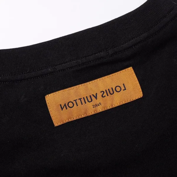 【2026】【LOUIS VUITTON   公式旗艦店】 ルイヴィトン     Tシャツ ご好評に付き再入荷！