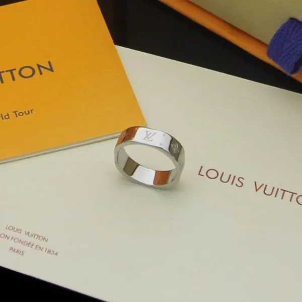 【2026】LOUIS VUITTON（ルイヴィトン）リング、ご好評に付き再入荷！
