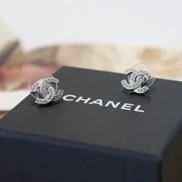 【2026】レア商品！CHANEL シャネル ピアス CC マーク A88429 A95896