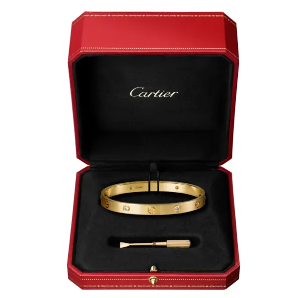 【2026】【Cartier】カルティエ LOVE BRACELET, 4 DIAMONDS ブレスレット、ダイヤモンド4個