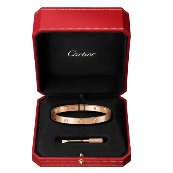 【2026】【Cartier】カルティエ LOVE BRACELET, 4 DIAMONDS ブレスレット、ダイヤモンド4個
