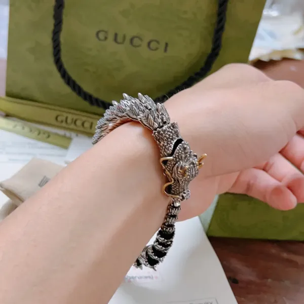 【2026】【 GUCCI】ブレスレット、ファッションシンプルなスタイル