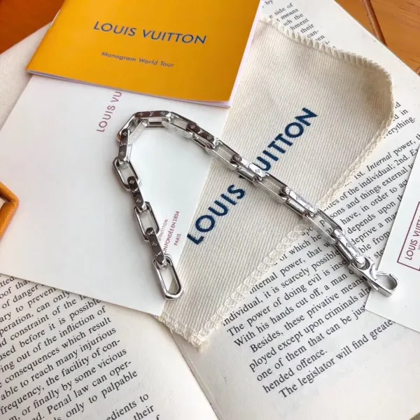 【2026】Louis Vuitton（ルイヴィトン）チェーンブレスレット