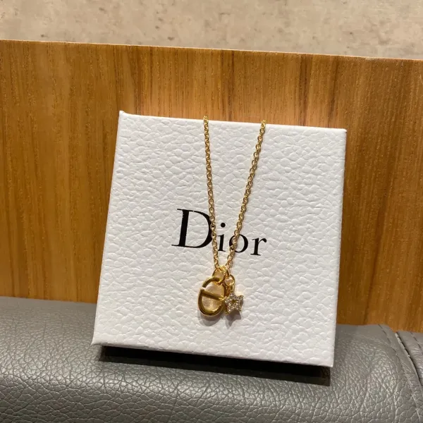 【2026】Dior（ディオール）ペンダント ネックレス