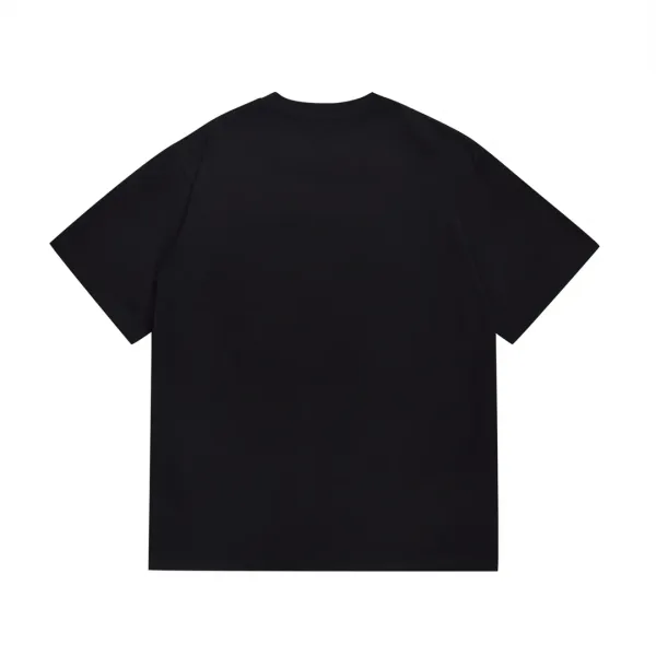 【BAPE  公式旗艦店】Tシャツご好評に付き再入荷！
