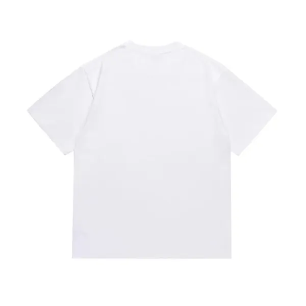 【BAPE  公式旗艦店】Tシャツご好評に付き再入荷！