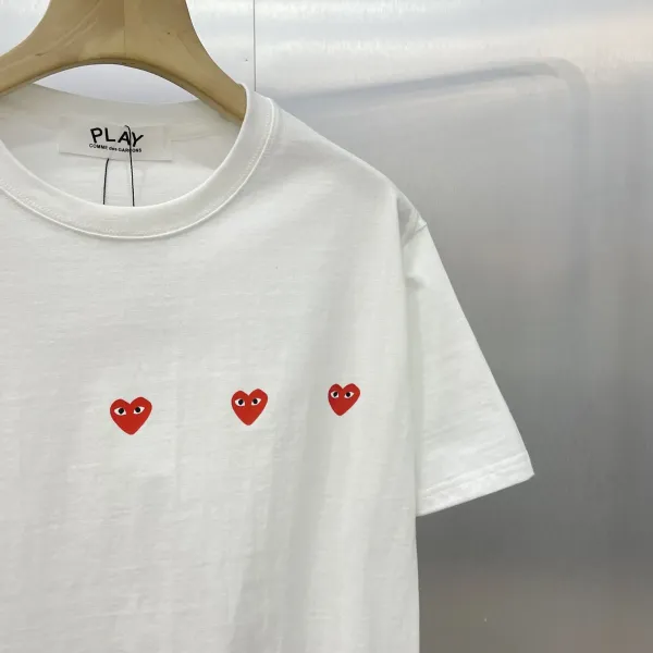 CDGP 【COMME DES GARCONS PLAY 公式旗艦店】 コム デ ギャルソン プレイ   Tシャツご好評に付き再入荷！