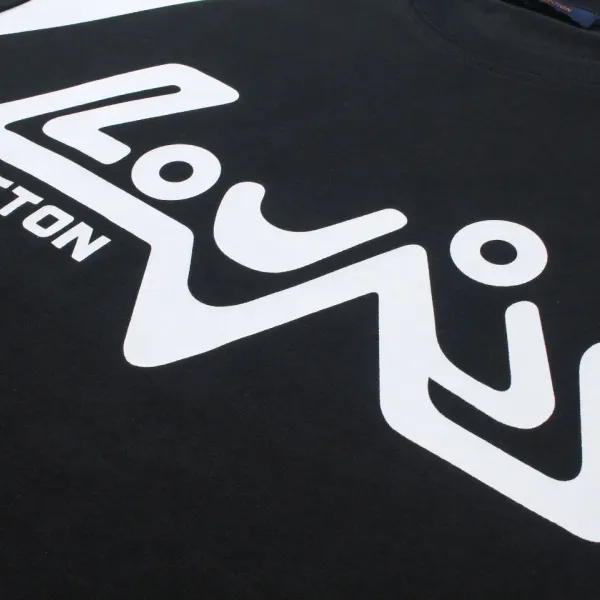LV【LOUIS VUITTON  公式旗艦店】ルイヴィトン   Tシャツ ご好評に付き再入荷！250211