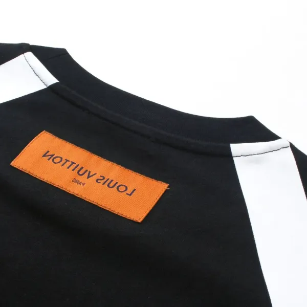 LV【LOUIS VUITTON  公式旗艦店】ルイヴィトン   Tシャツ ご好評に付き再入荷！250211