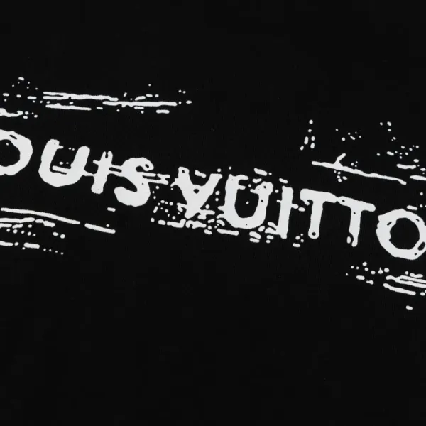 LV【LOUIS VUITTON 公式旗艦店】ルイヴィトン Tシャツ ご好評に付き再入荷!250211 LV【LOUIS VUITTON 公式旗艦店】ルイヴィトン Tシャツ ご好評に付き再入荷!250211