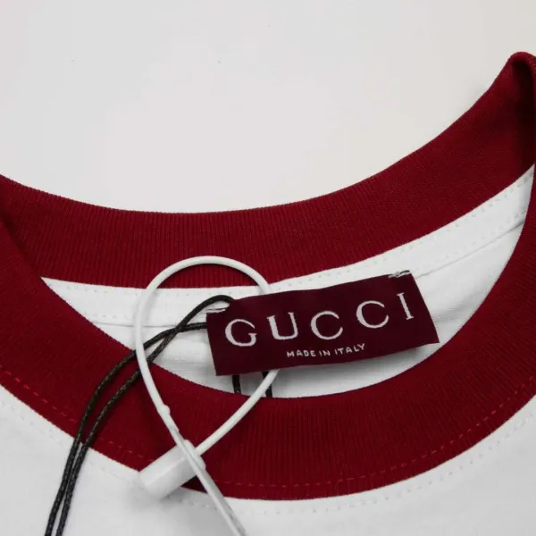 【GUCCI 公式旗艦店】クッチ   Tシャツ ご好評に付き再入荷！ 250214