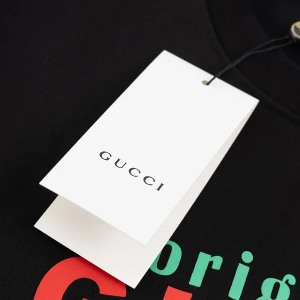 【GUCCI 公式旗艦店】クッチ   Tシャツ ご好評に付き再入荷！ 250214