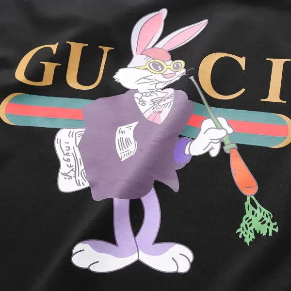 【GUCCI 公式旗艦店】クッチ   Tシャツ ご好評に付き再入荷！ 250214