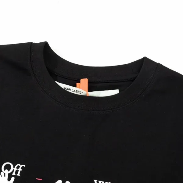 【OFF-WHITE 公式旗艦店】オフホワイト   Tシャツ ご好評に付き再入荷！