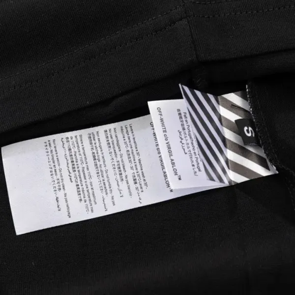 【OFF-WHITE 公式旗艦店】オフホワイト   Tシャツ ご好評に付き再入荷！
