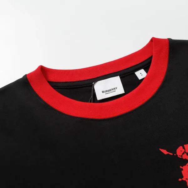 【BURBERRY  公式旗艦店】バーバリー  Tシャツ ご好評に付き再入荷 250211